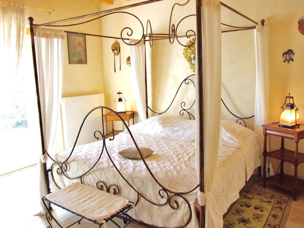 Chambres D'Hotes Les Chatelains Ennordres Oda fotoğraf